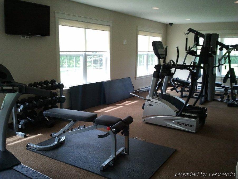 Amsterdam Inn & Suites Sussex Bagian luar foto